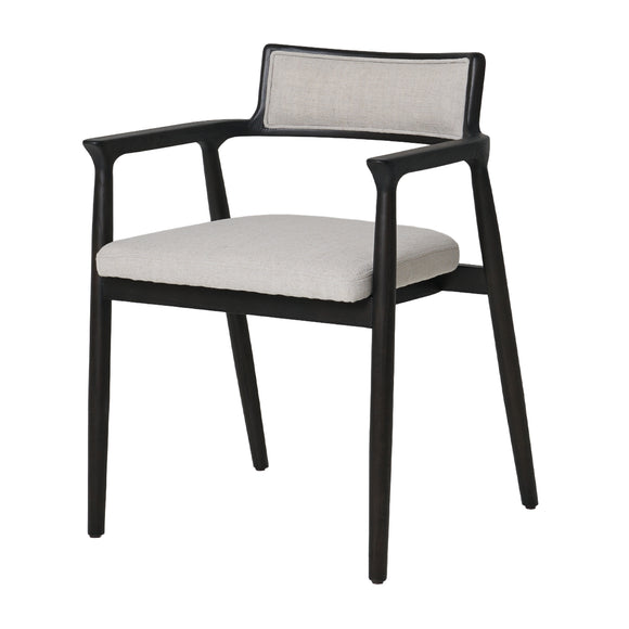 เก้าอี้ทานอาหาร dining chair beige in neutral room
